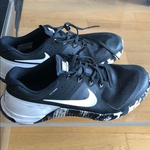 Men’s Nike Metcon 2 size 13 Sneakers